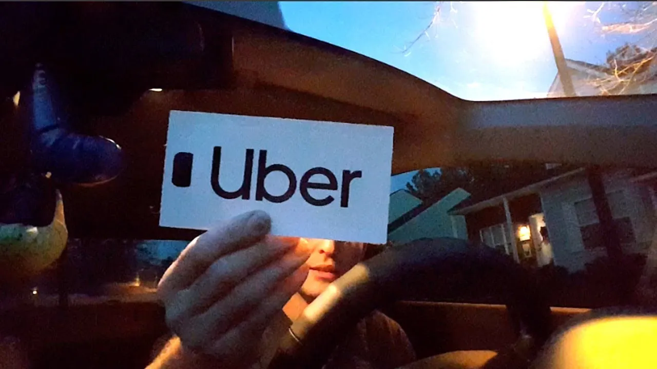 What Does Uber Decal Look Like?